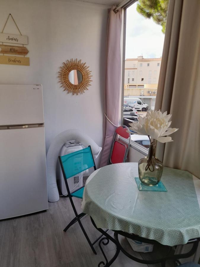 Studio Cabine Avec Loggia Agde Zewnętrze zdjęcie